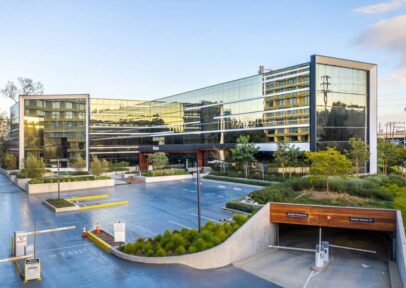 Pacific Plaza building photo