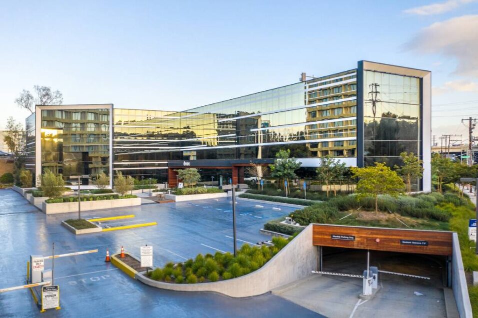 Pacific Plaza building photo