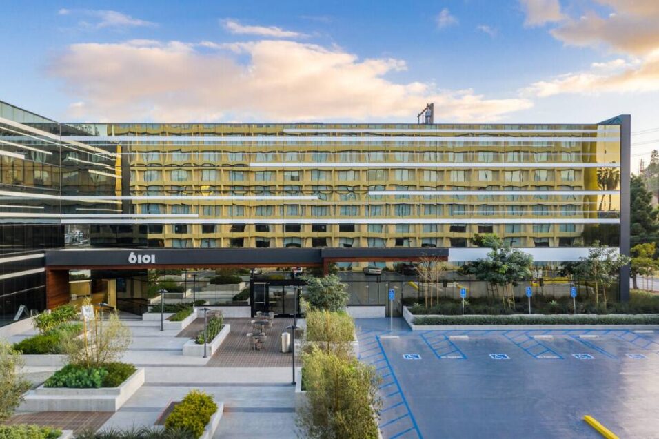 Pacific Plaza building photo